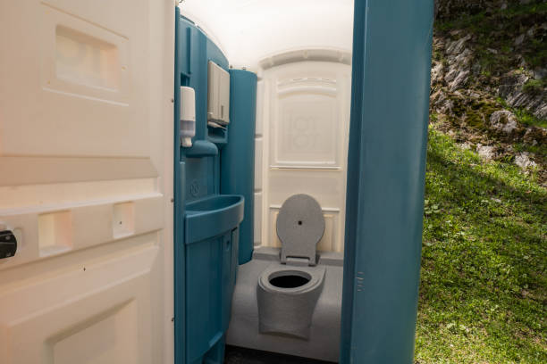 Best Emergency porta potty rental  in Essex, IL