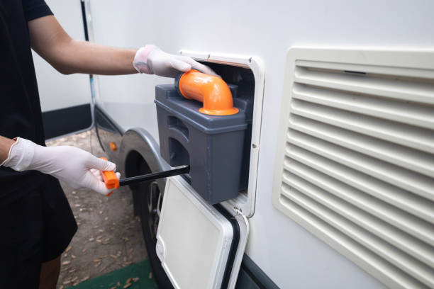 Best Portable toilet rental cost  in Essex, IL